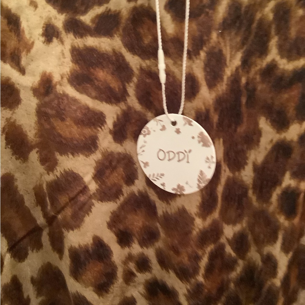 Leopard satin plus size dress - Picture 3 of 10